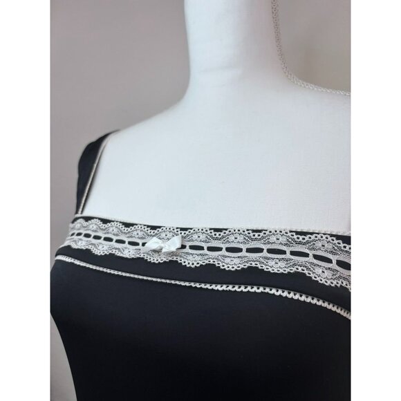 Princess Polly women's 6 black Keating bodysuit lace square neck sleeveless NWT - Picture 6 of 9